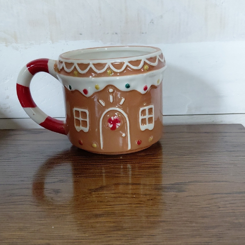 Gingerbread House Mug with Red Handle